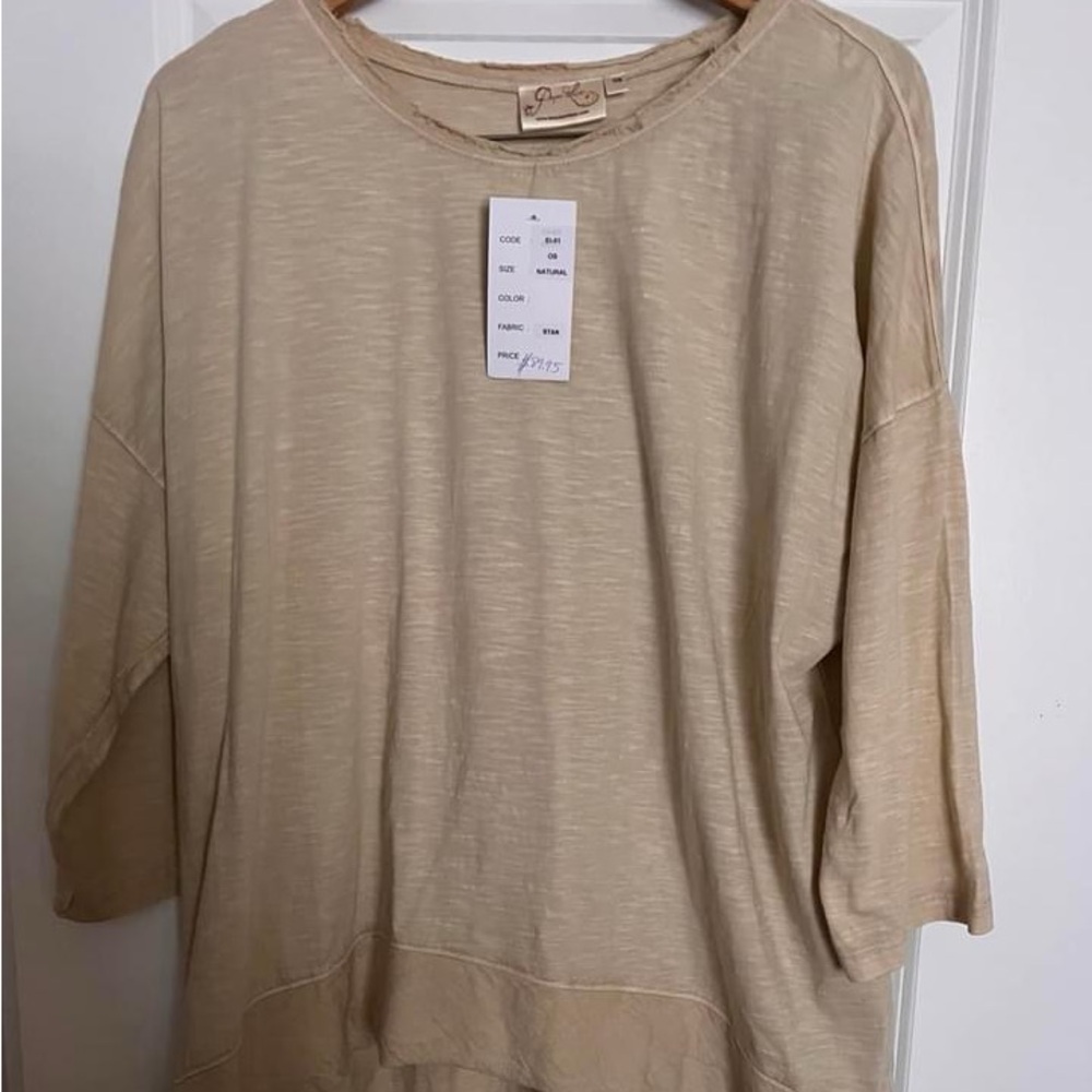 PAPER LACE HI LOW 
Beige Women's Top